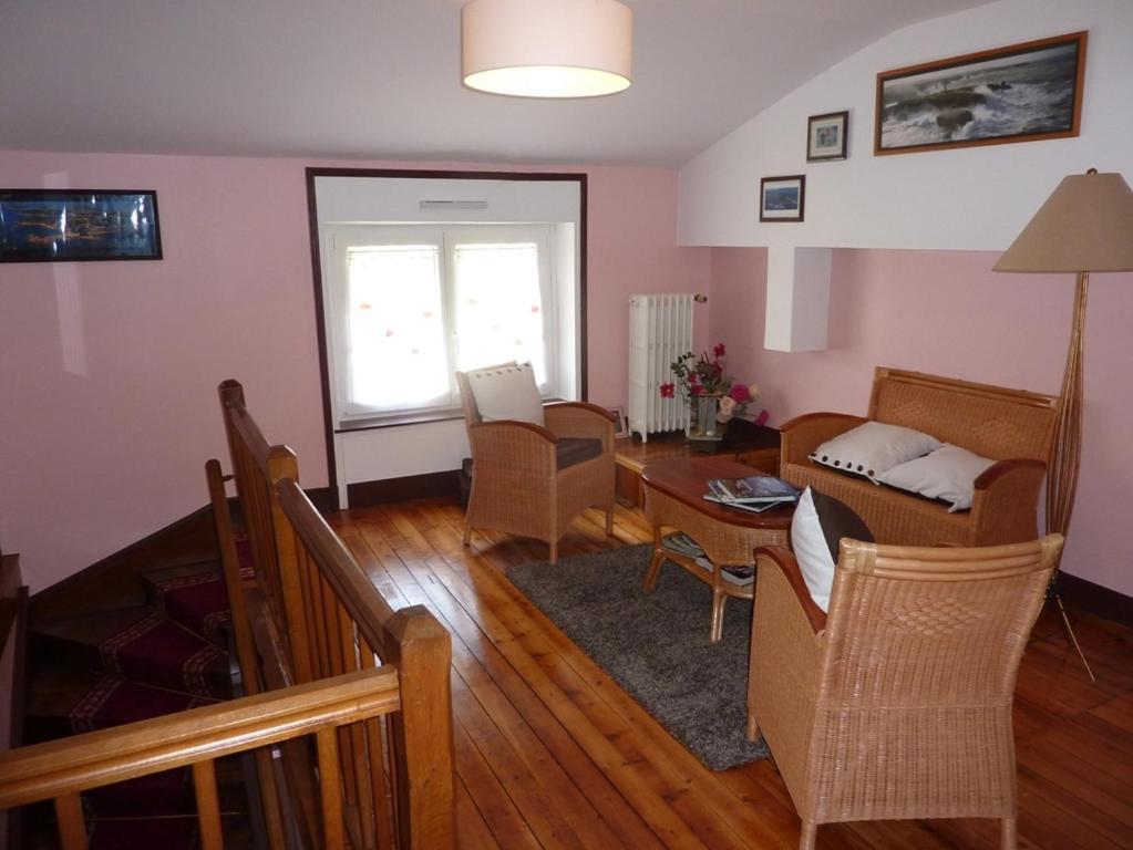 Chambres D'Hotes La Corne Aux Vaches Frétigney-et-Velloreille エクステリア 写真