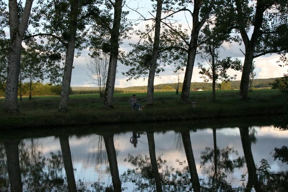 Chambres D'Hotes La Corne Aux Vaches Frétigney-et-Velloreille エクステリア 写真